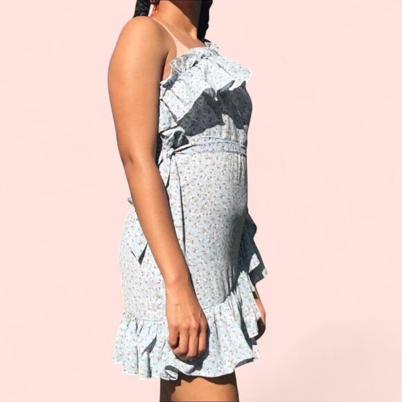 Blue Asymmetrical floral dress from Nasty Gal - Picture 2 of 6